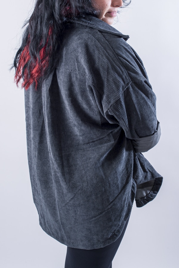 Veste en velours côtelé – cendre